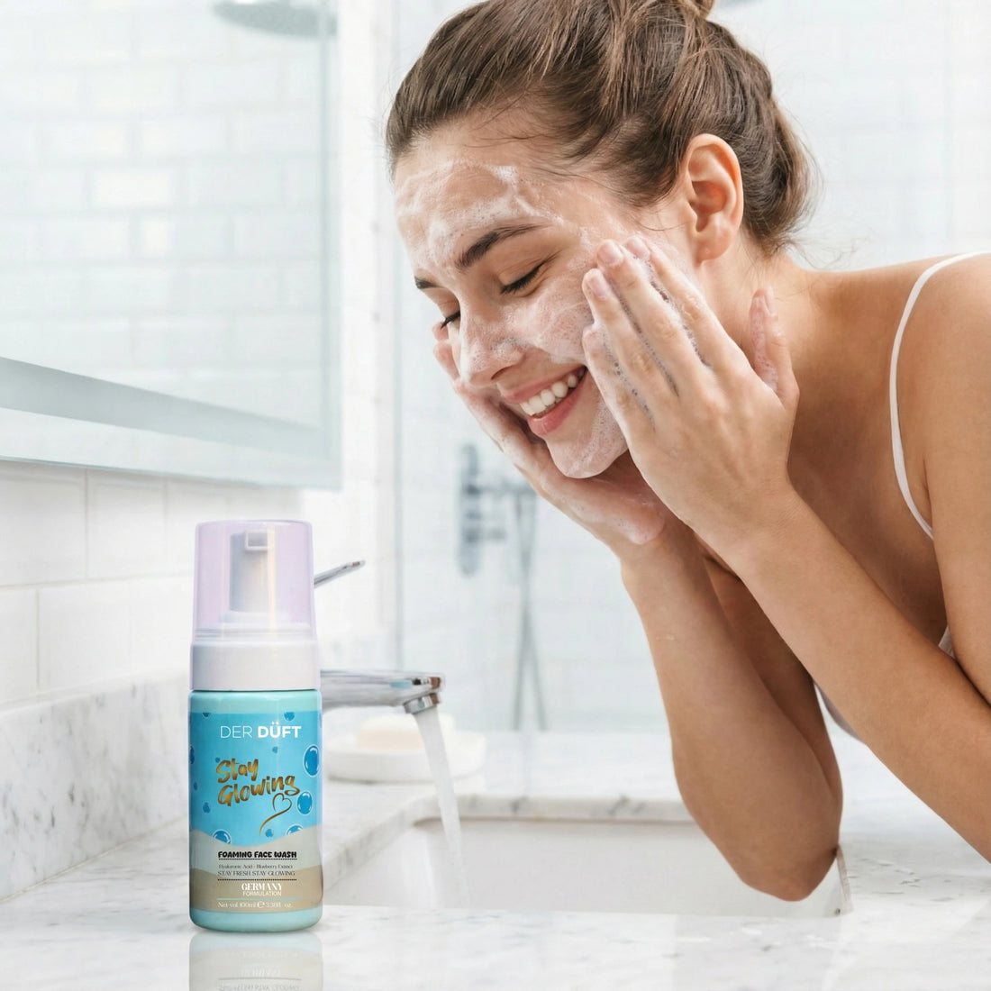 DER DUFT Stay Glowing Foaming Face Wash | Germany Formulation | Deep Cleansing & Skin Glow | 100ml | For Men & Women